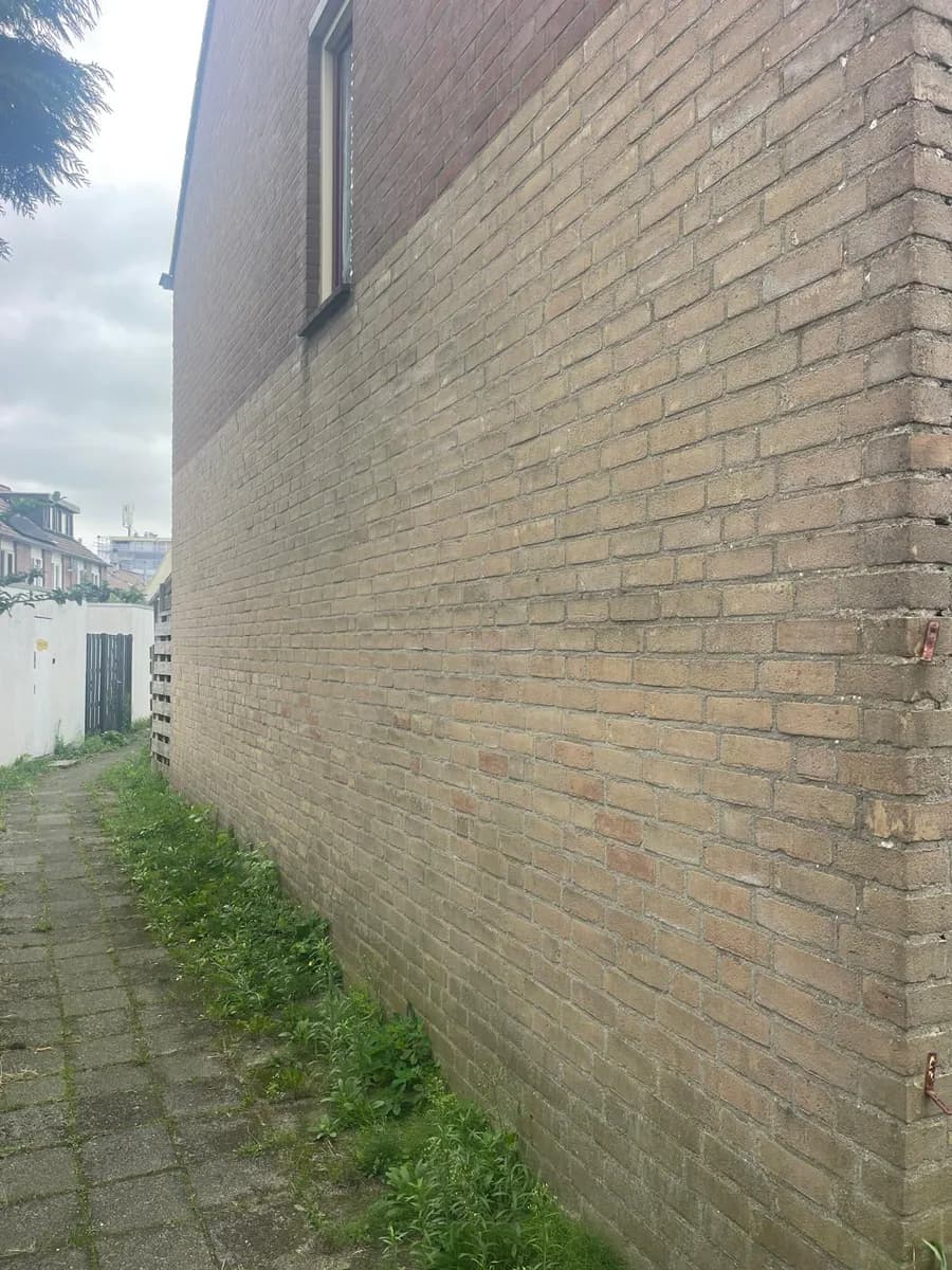 De buitenkant loop ik altijd eerst na. Daar begint het.